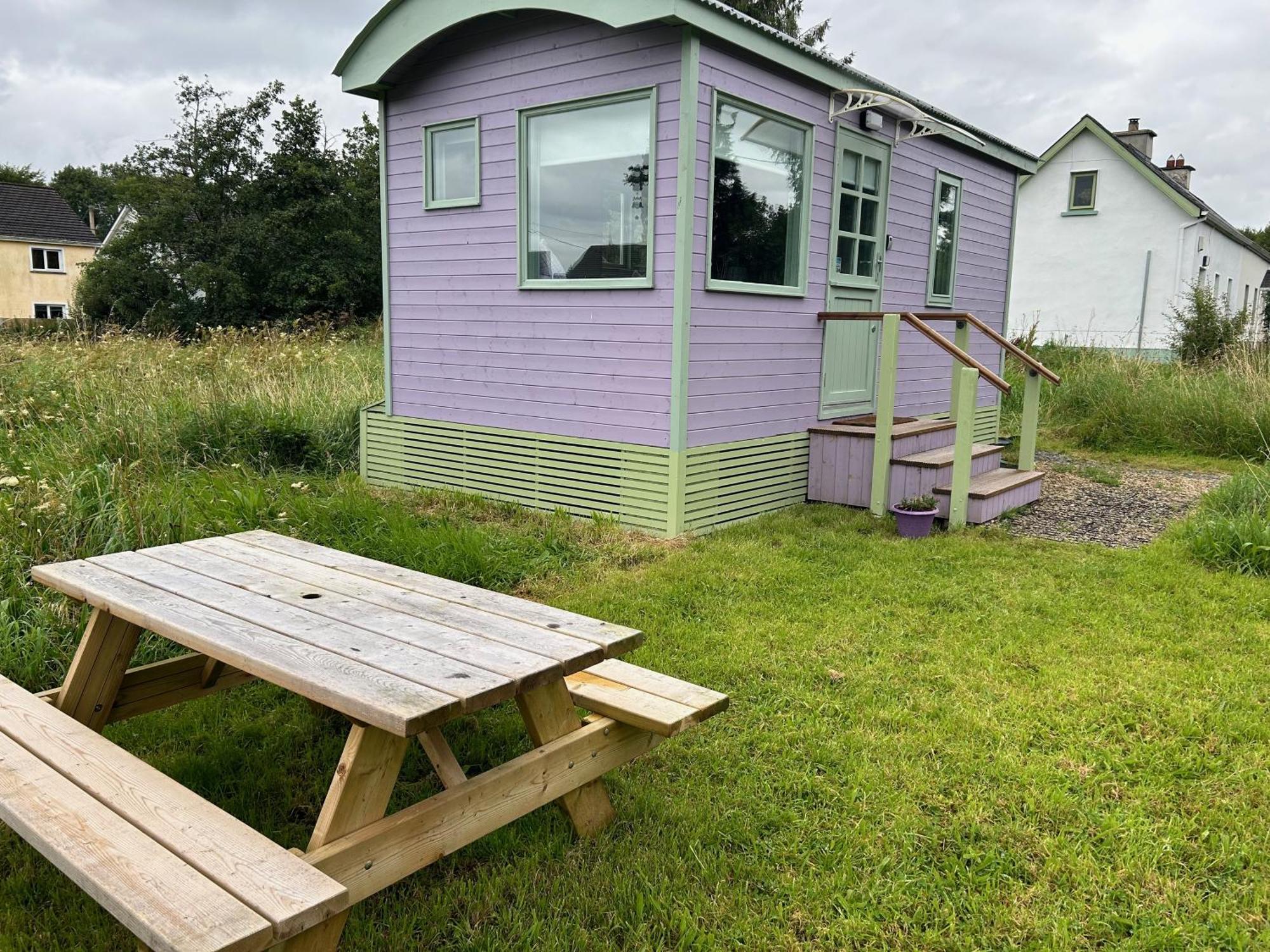 Market Street Shepherd'S Hut Leitrim Dromahair Экстерьер фото